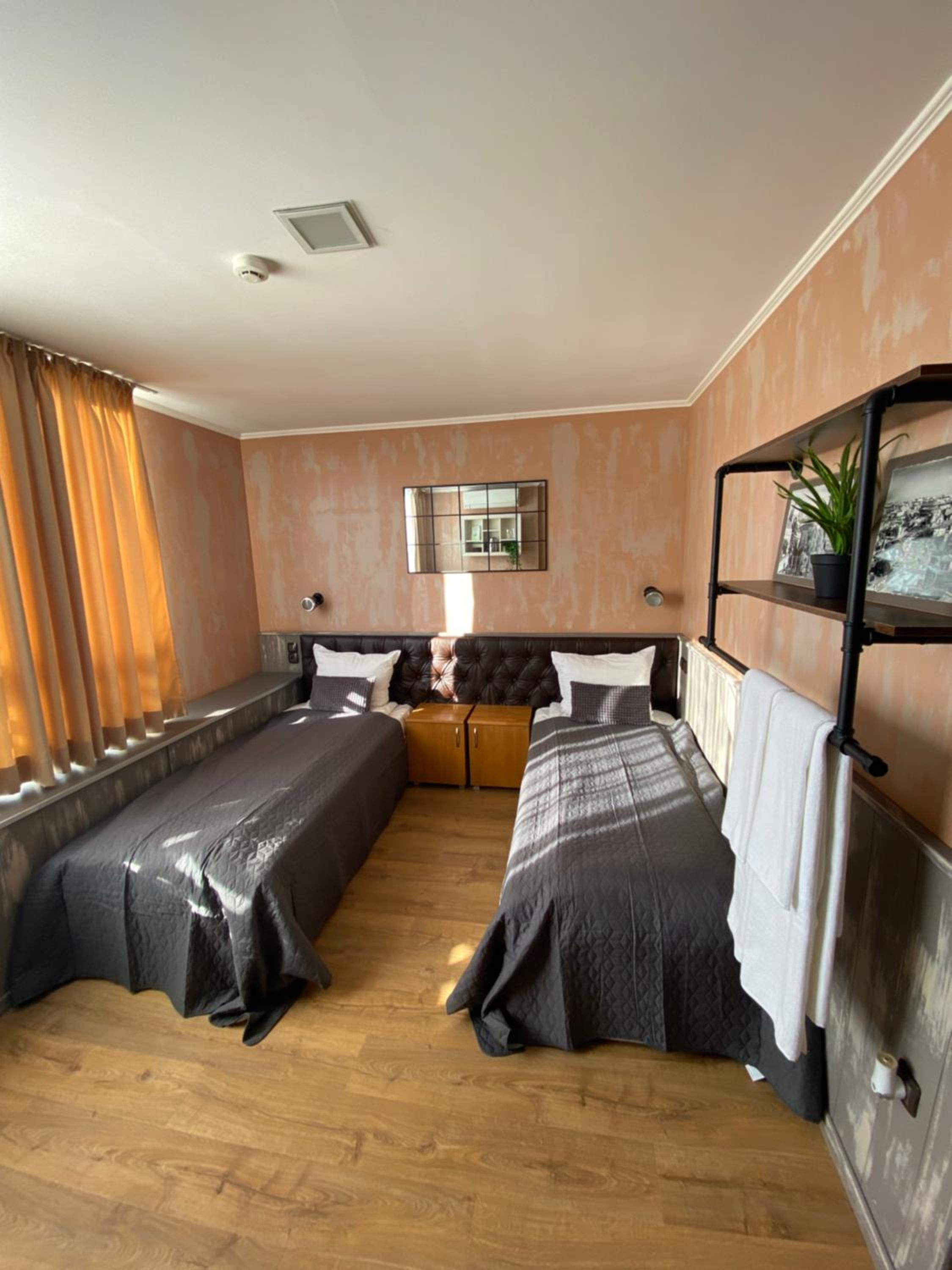 City Hotel 27/50
