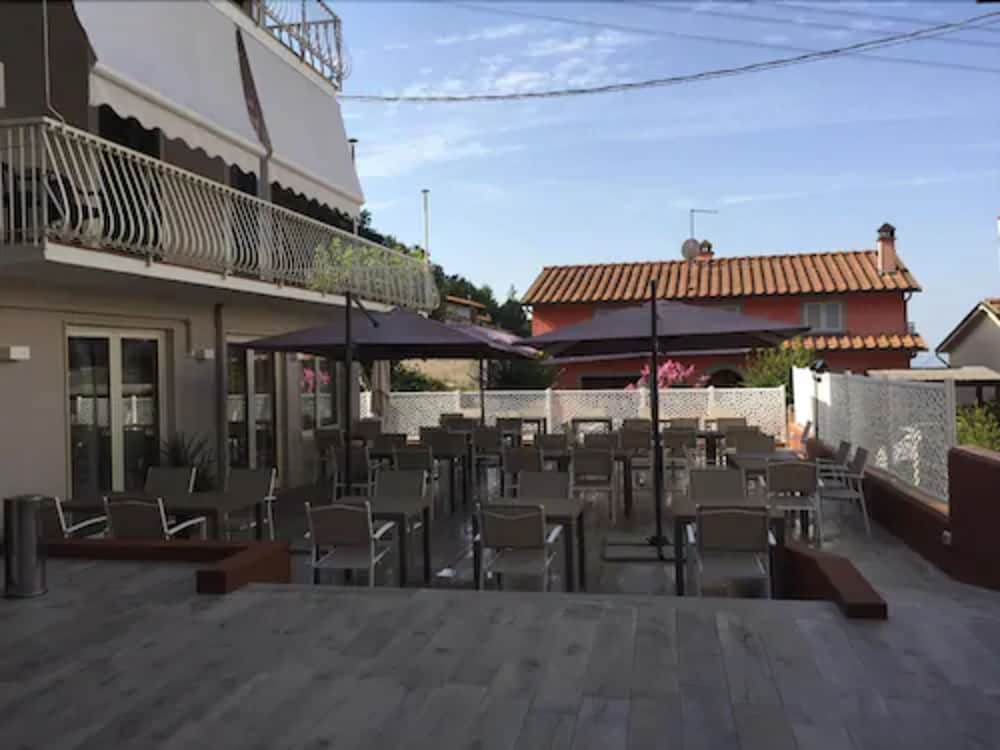 Hotel Monti 44/50