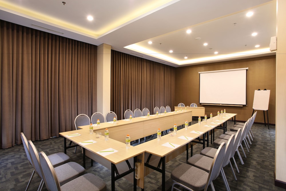 Zest Sukajadi Bandung by Swiss-Belhotel International 30/43