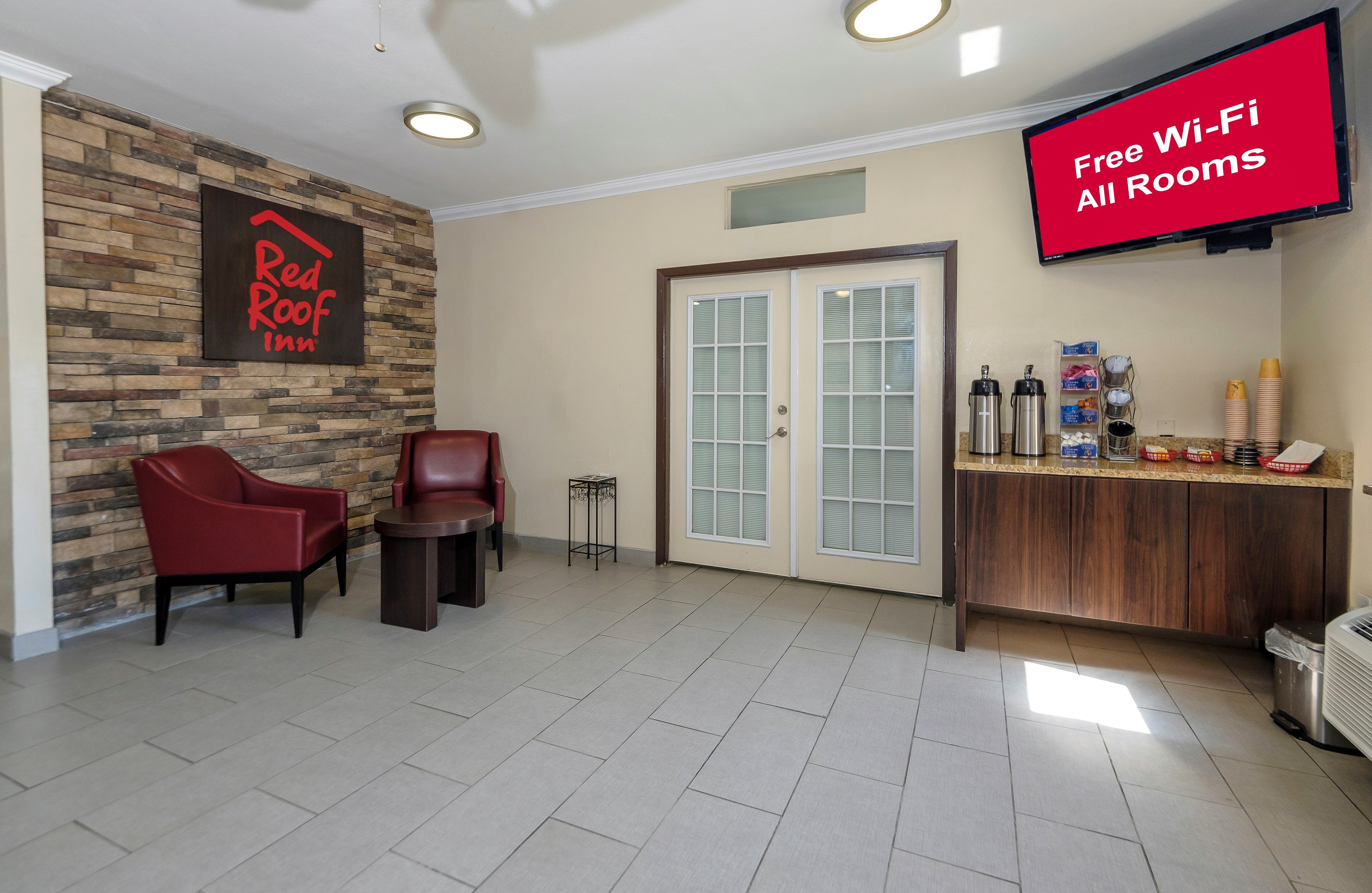 Red Roof Inn Arlington (ex Knights Inn Arlington ) 2/20