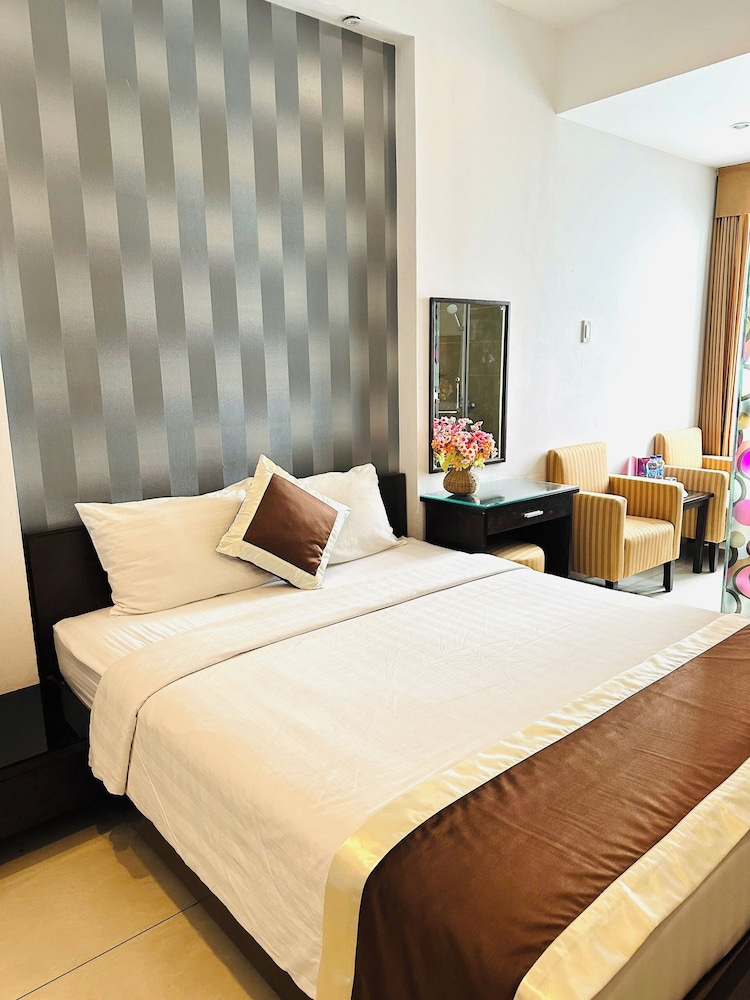Ngoc Linh Luxury Hotel 20/48