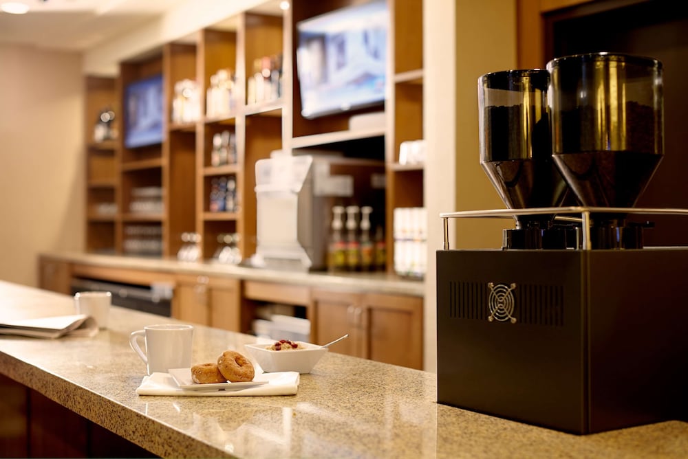 Hyatt Place Detroit/Royal Oak 30/62