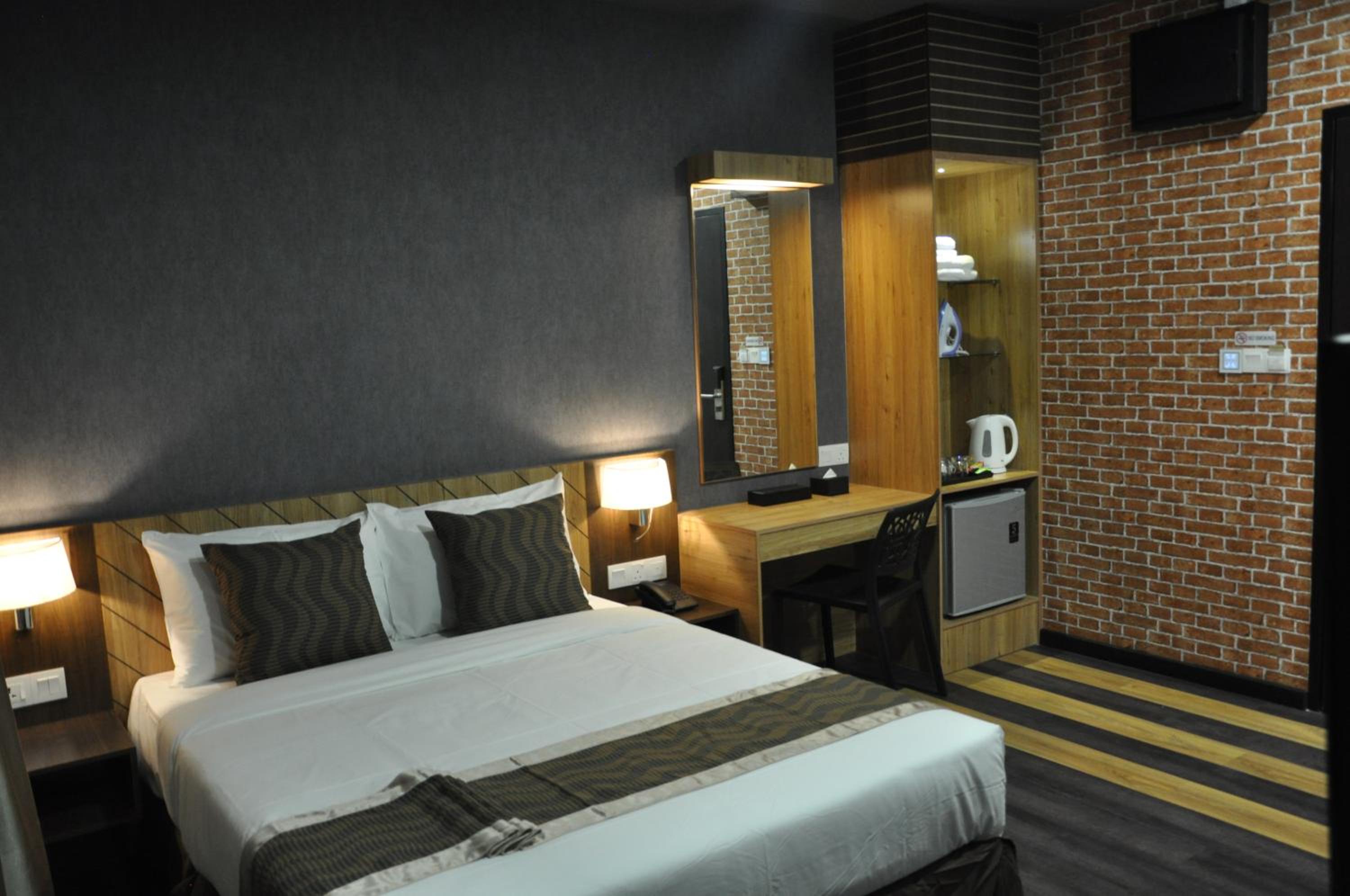 Standard, Double Bed, No Window