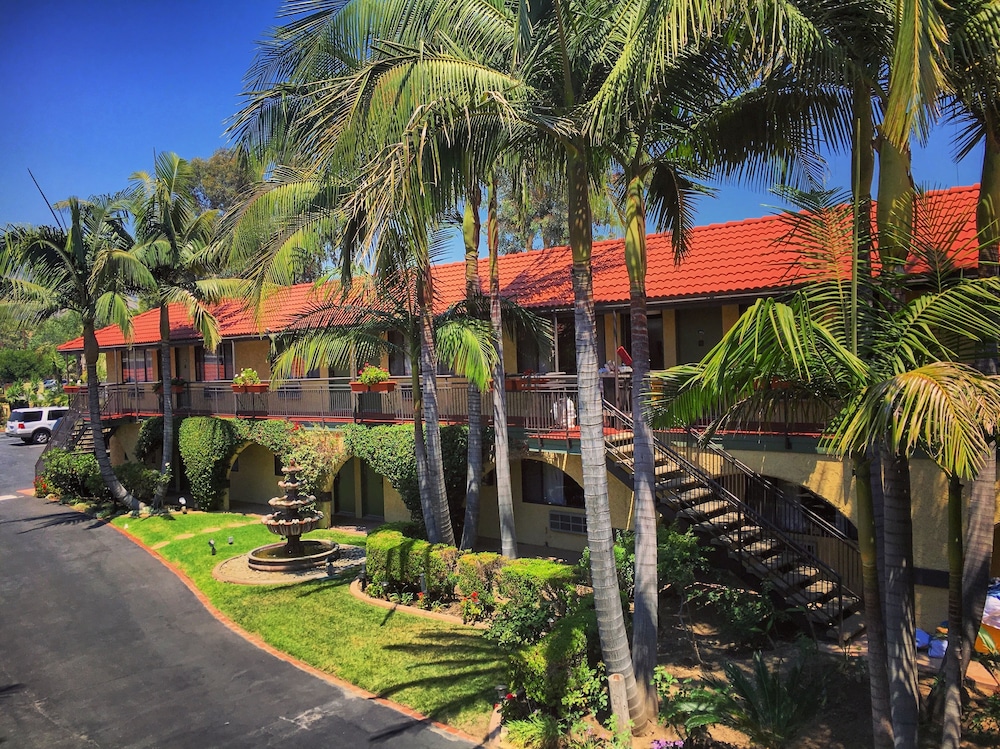 Garden Inn Suites 1/55