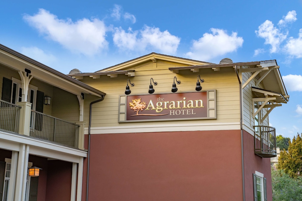 The Agrarian Hotel, BW Signature Collection in ARROYO GRANDE - CA