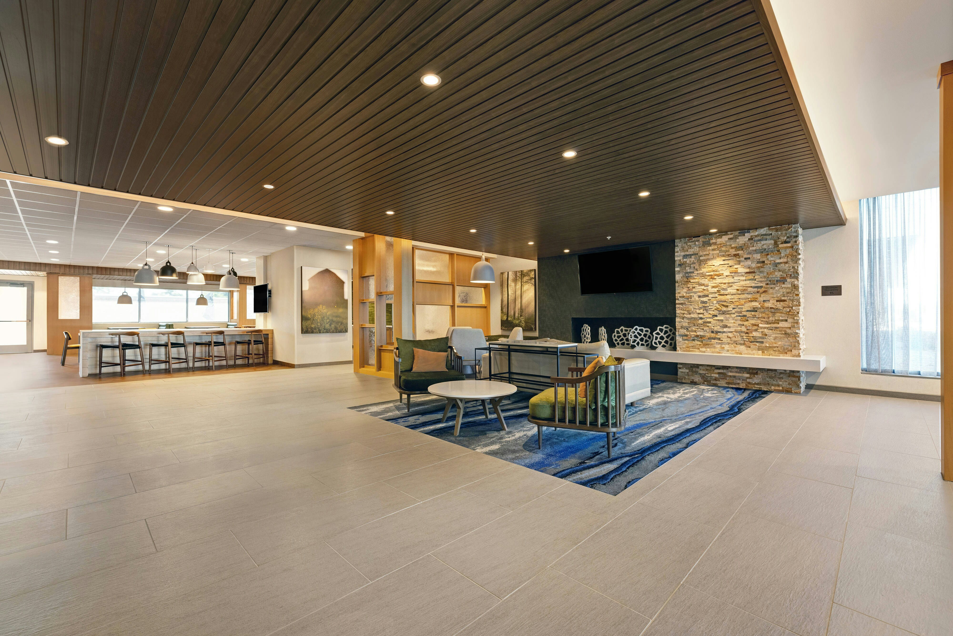 Fairfield Inn & Suites by Marriott Milwaukee Brookfield 7/23