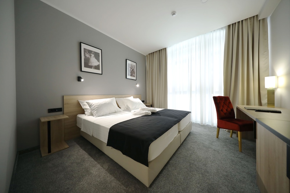 Teatro Verdi Hotel 15/48