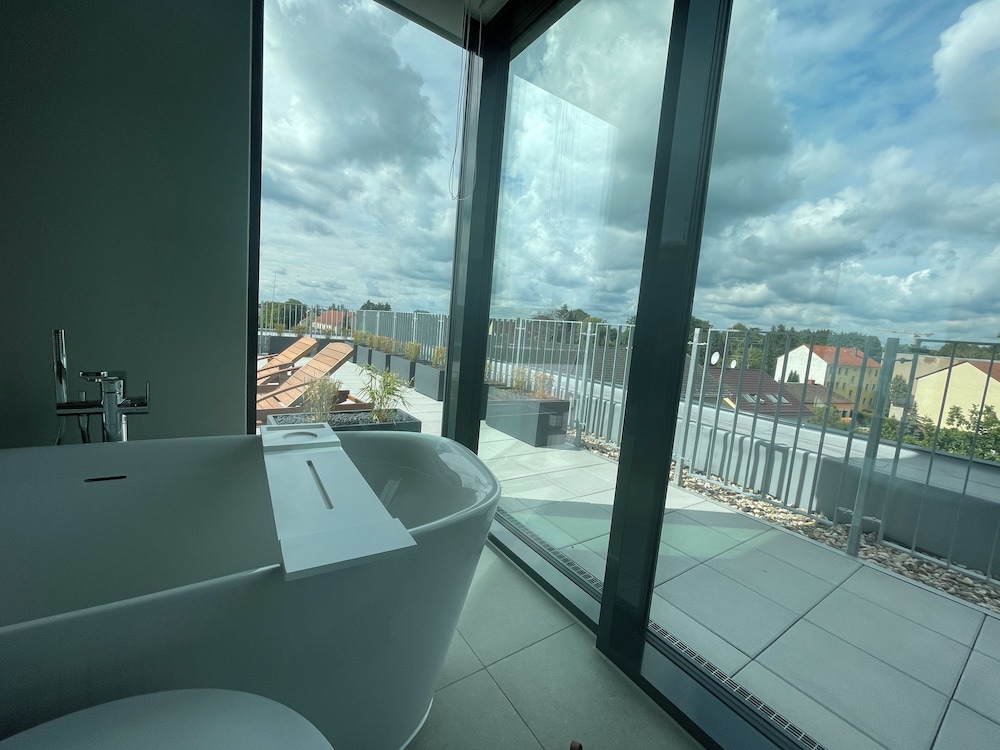 H24 Stadthotel Bernau 25/42