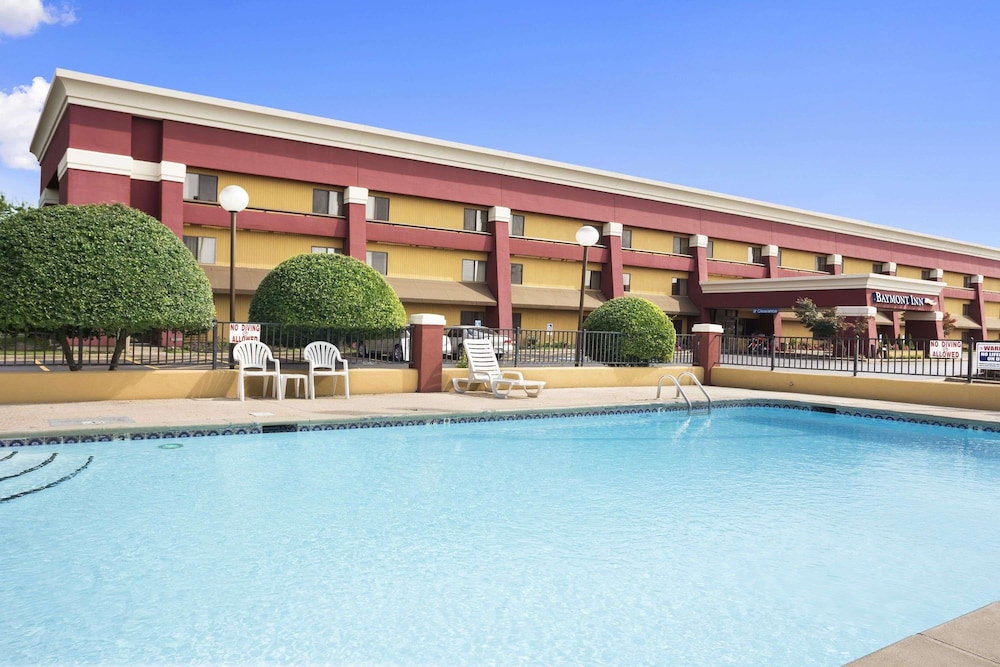 Days Inn by Wyndham Fort Smith 3/29