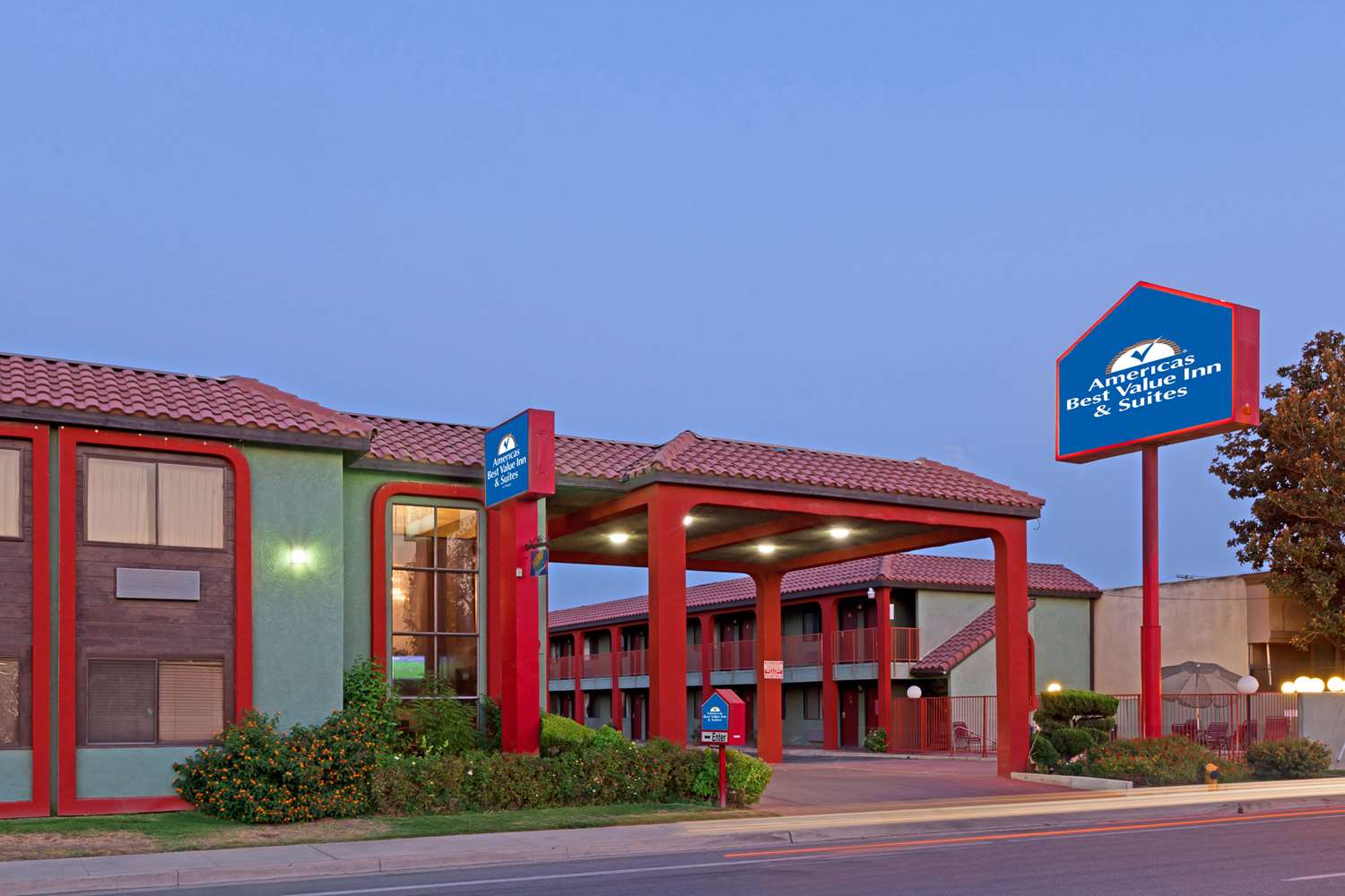 Americas Best Value Inn Suites Bakersfield Central 3/10