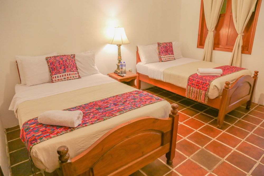 EL CARMEN SUITES 15/35