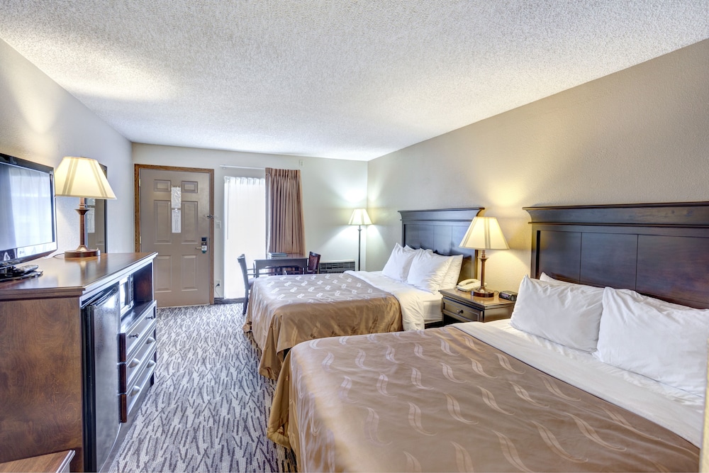 ROOM, 2 QUEEN BEDS, ACCESSIBLE