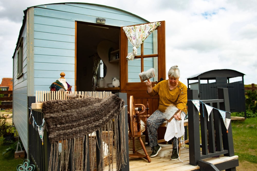 Norfolk Accommodation - mYminiBreak 5/50