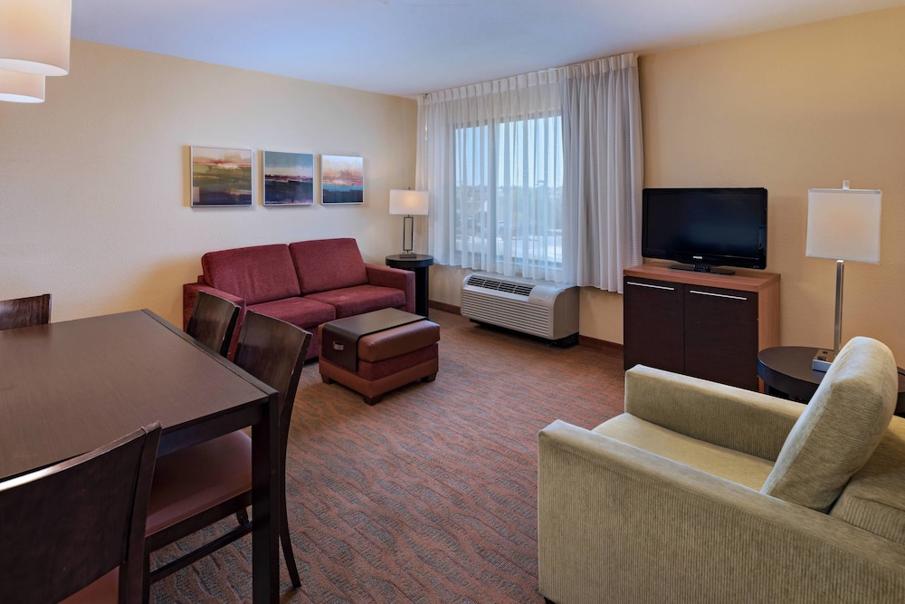 TownePlace Suites Albuquerque North 18/25