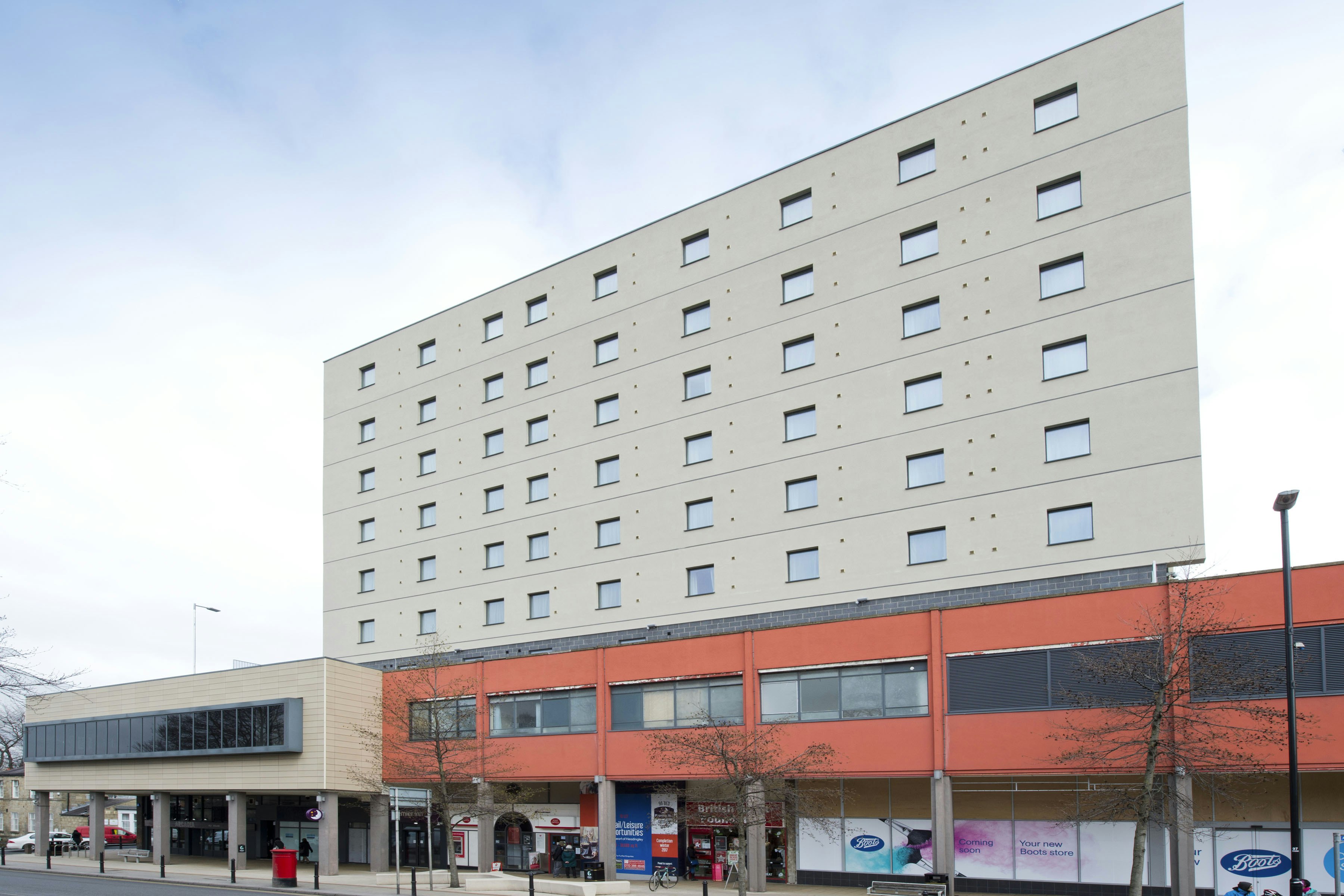 Premier Inn Leeds Headingley hotel in LEEDS - UK