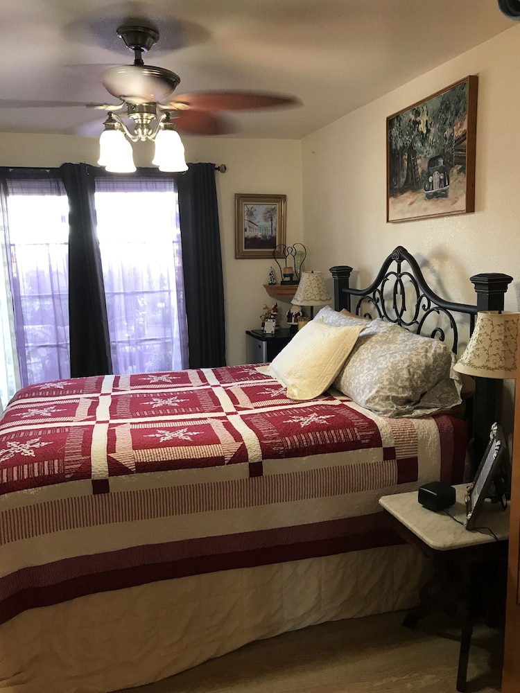 Always Inn San Clemente Bed Breakfast 36/65