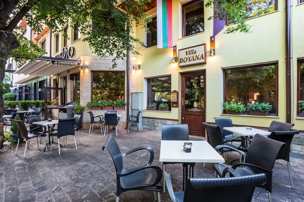 Hotel Villa Boyana 29/39