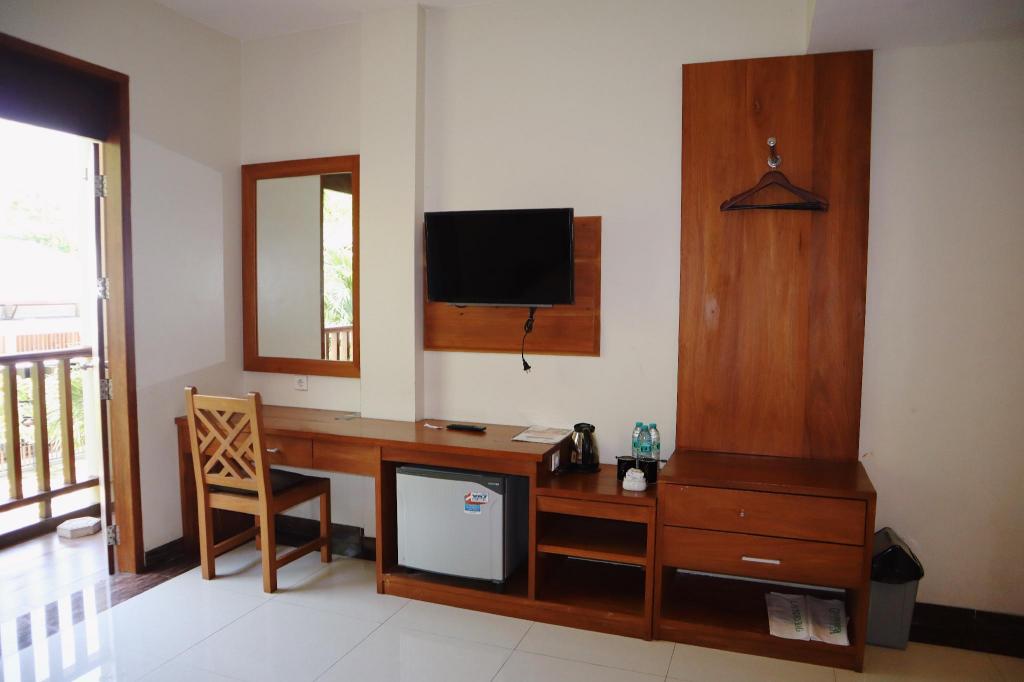 Hotel Grand Papua Kaimana 7/24
