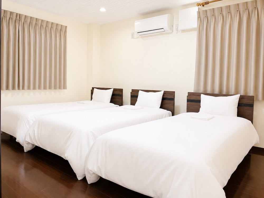 Hotel Airport Komatsu 6/40