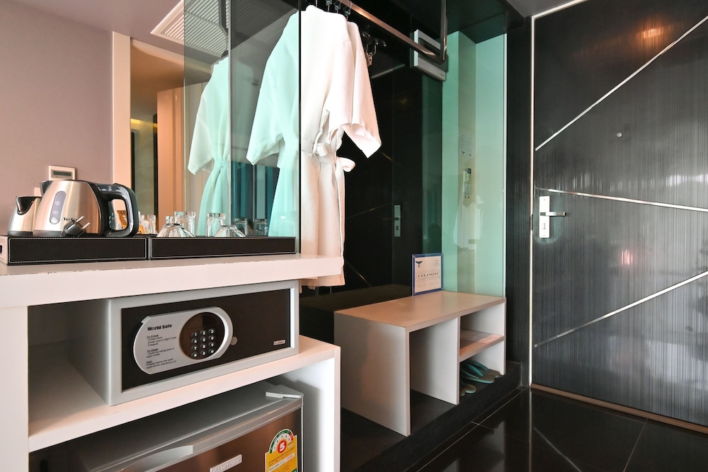 Att Boutique Hotel 66/66