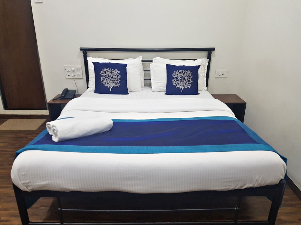 Hotel Kumkum 16/42