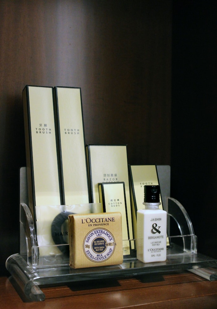 Shangri La Hotel Surabaya Kt 26/65