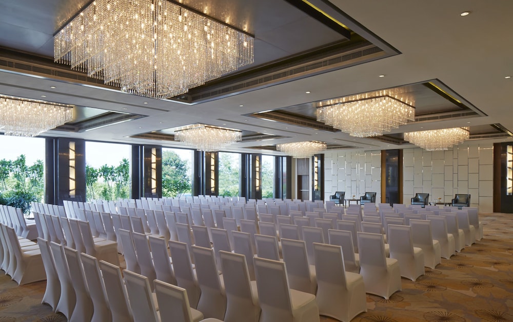 Courtyard Bilaspur 39/49