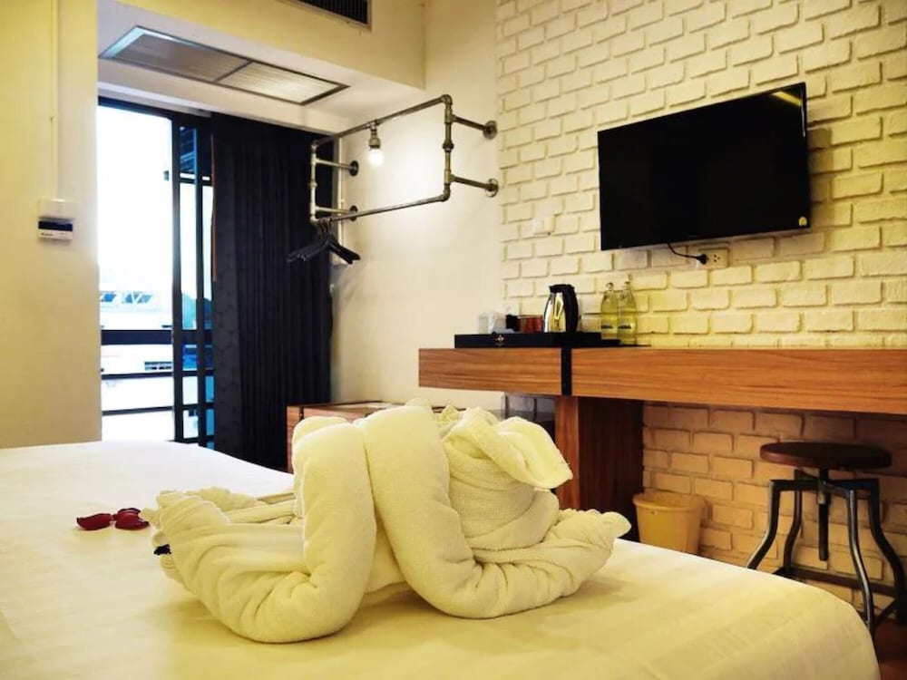 Forty Winks Phuket 19/50