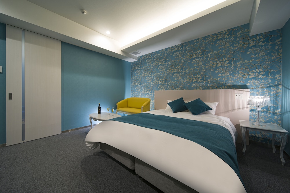 HOTEL LA SCALA 25/57