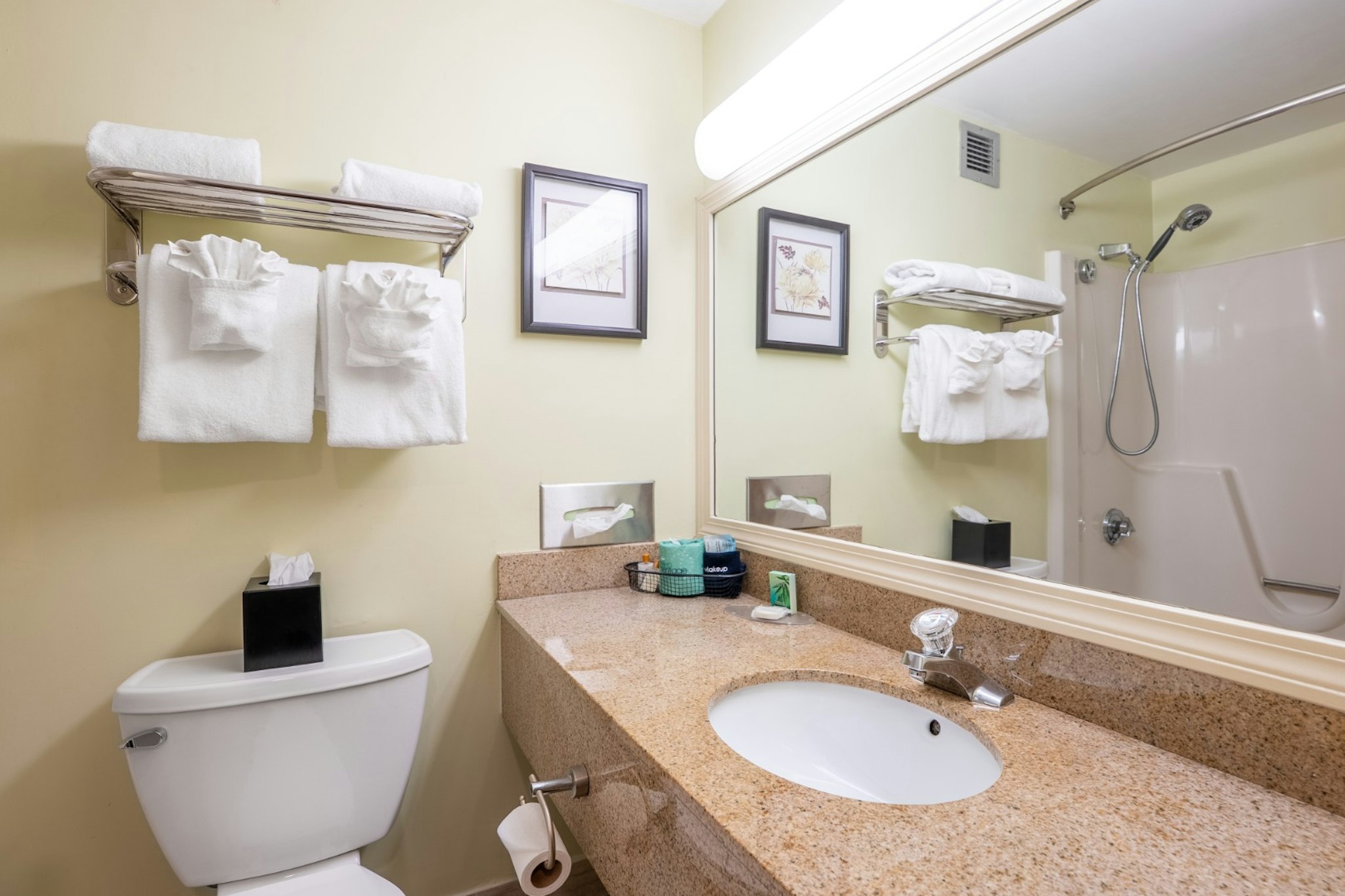 Fireside Inn Suites West Lebanon 51/53