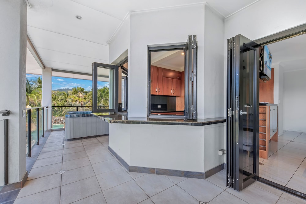 at Waterfront Whitsunday Retreat - Adults Only