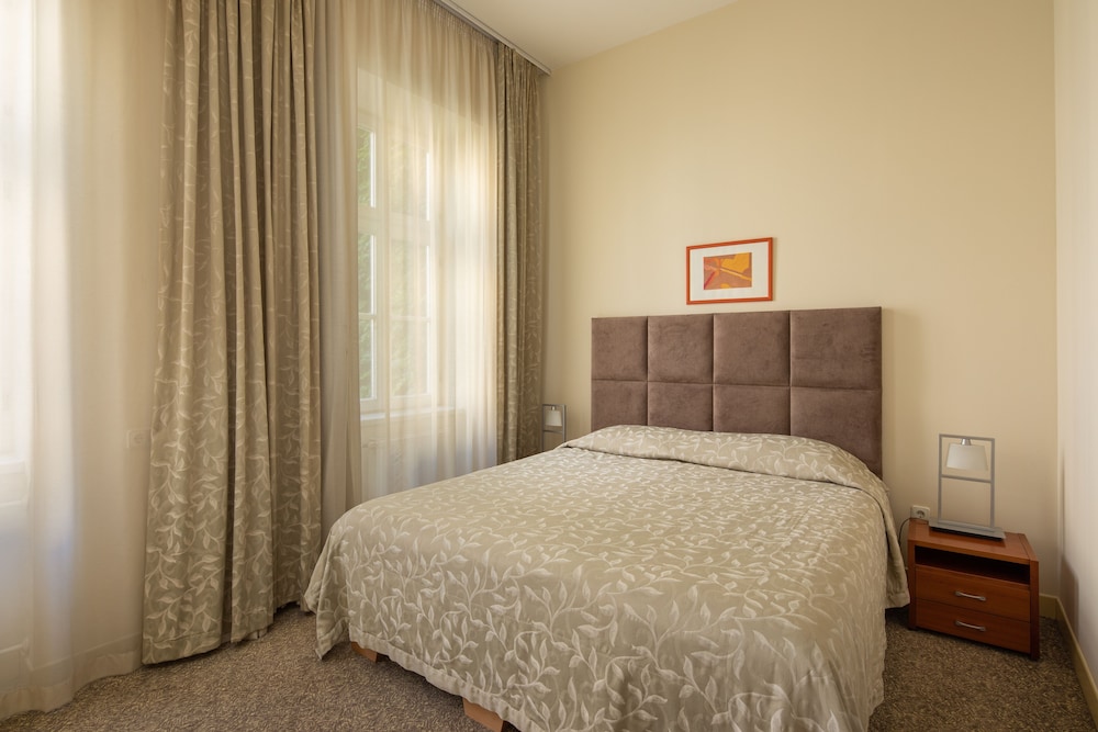 Mamaison Residence Izabella Budapest 11/49