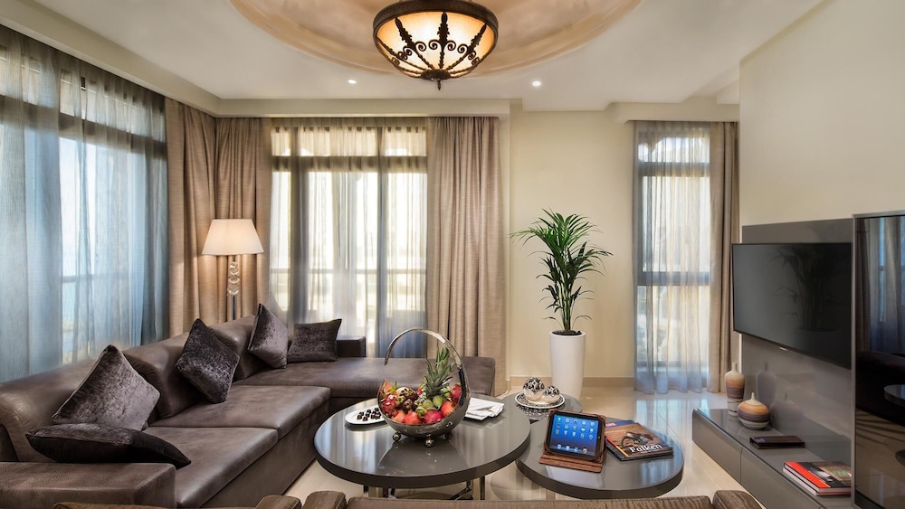 Bahi Ajman Palace Hotel 41/73
