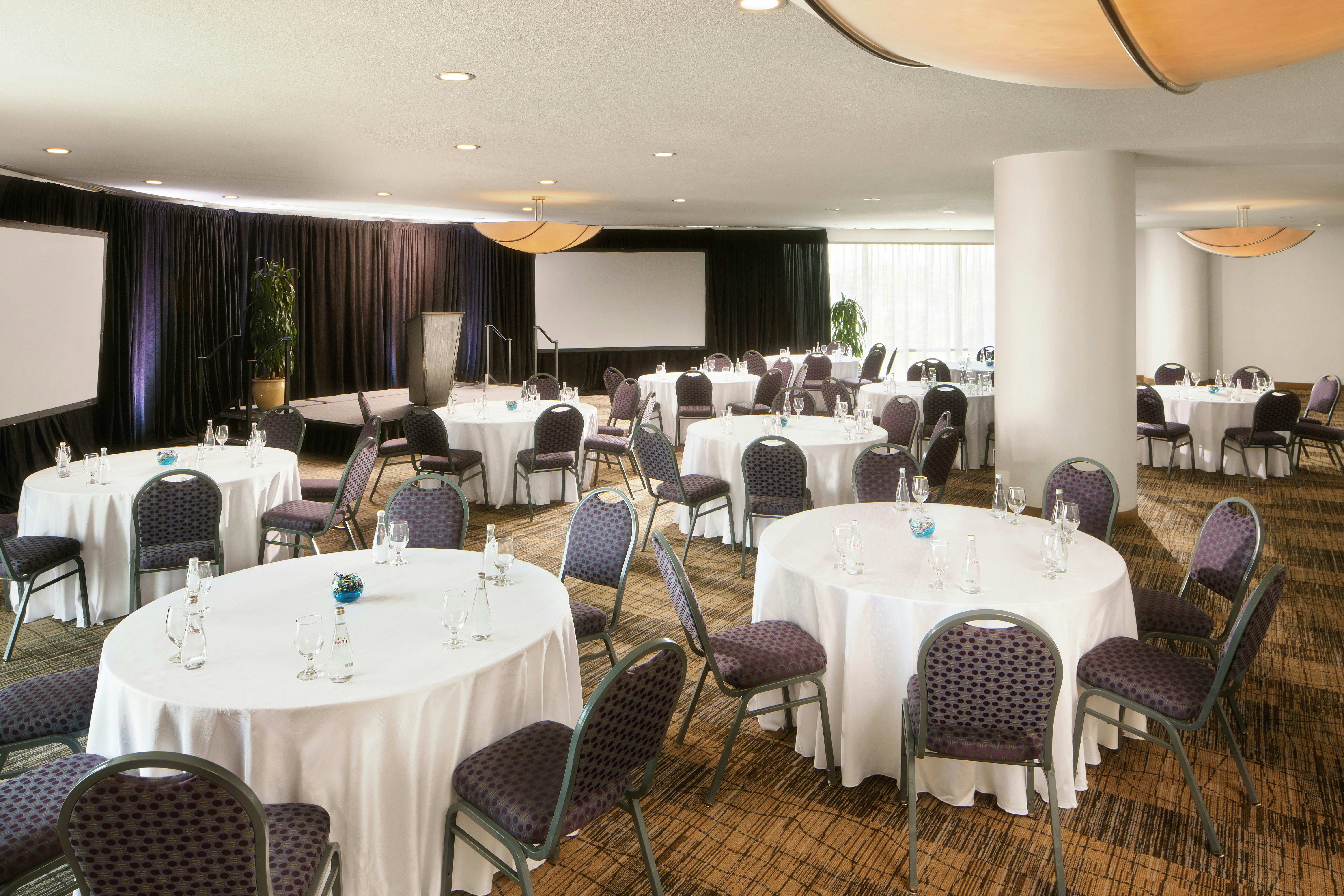 DoubleTree by Hilton Hotel San Diego - Hotel Circle 41/50