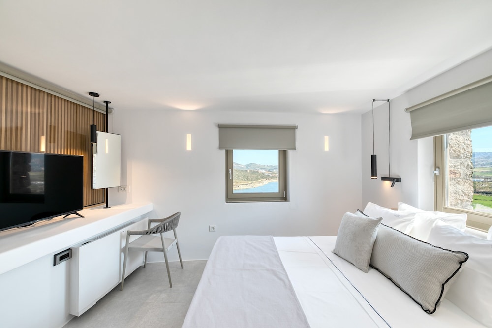 GRAND, VILLA