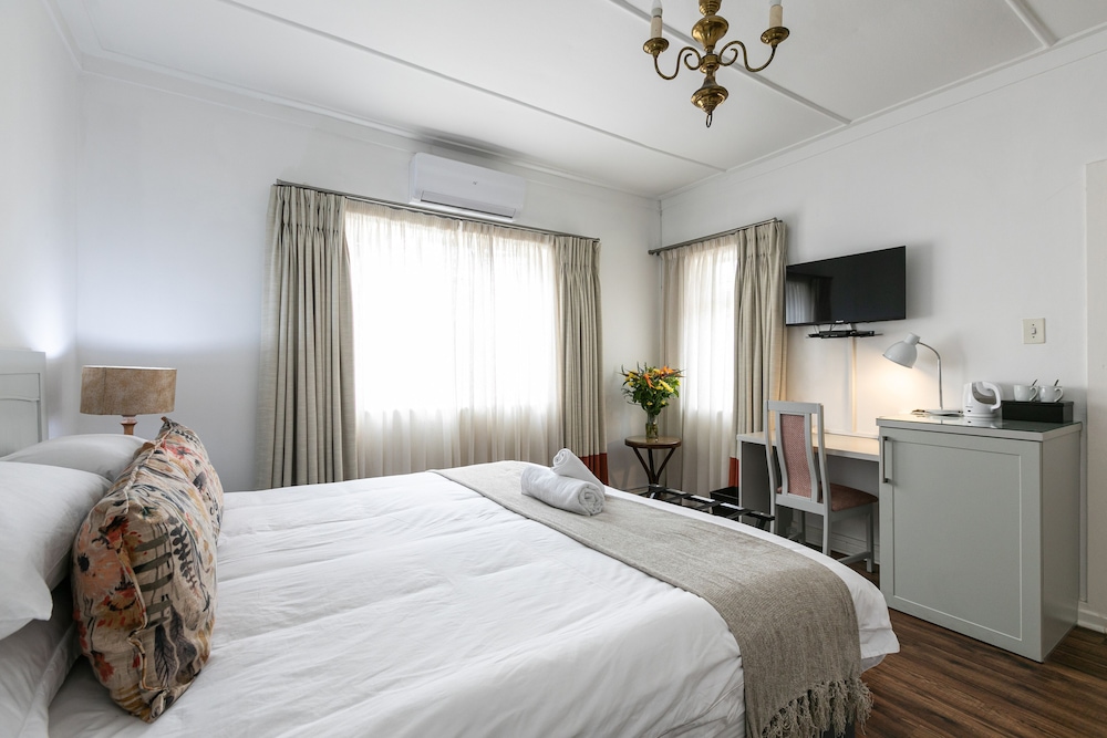 Emmarentia Guest House 10/47