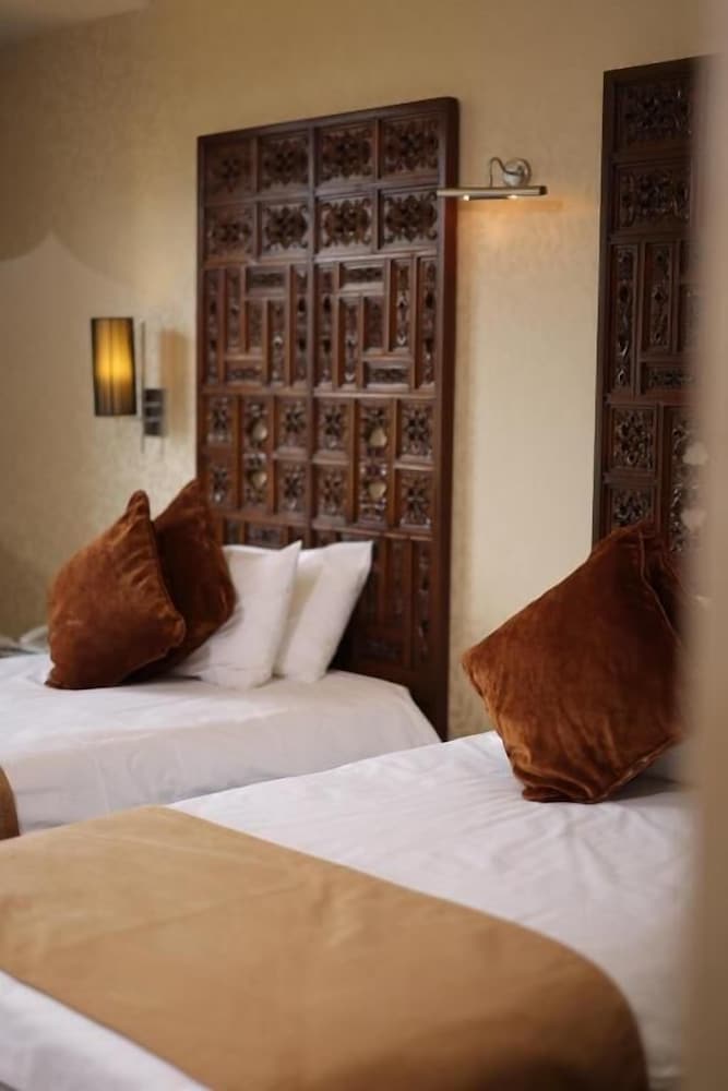 CHTAURA PARK HOTEL 19/50