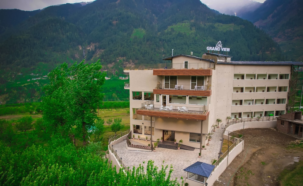 juSTa Grand View Resort & Spa Manali 70/73