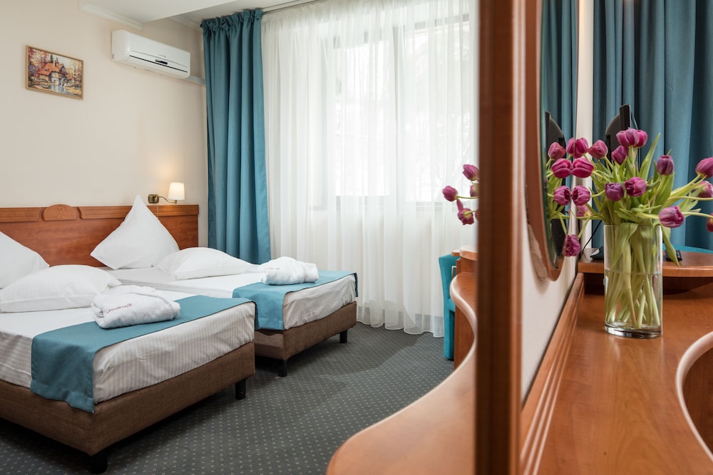 Hotel Rozmarin 6/22