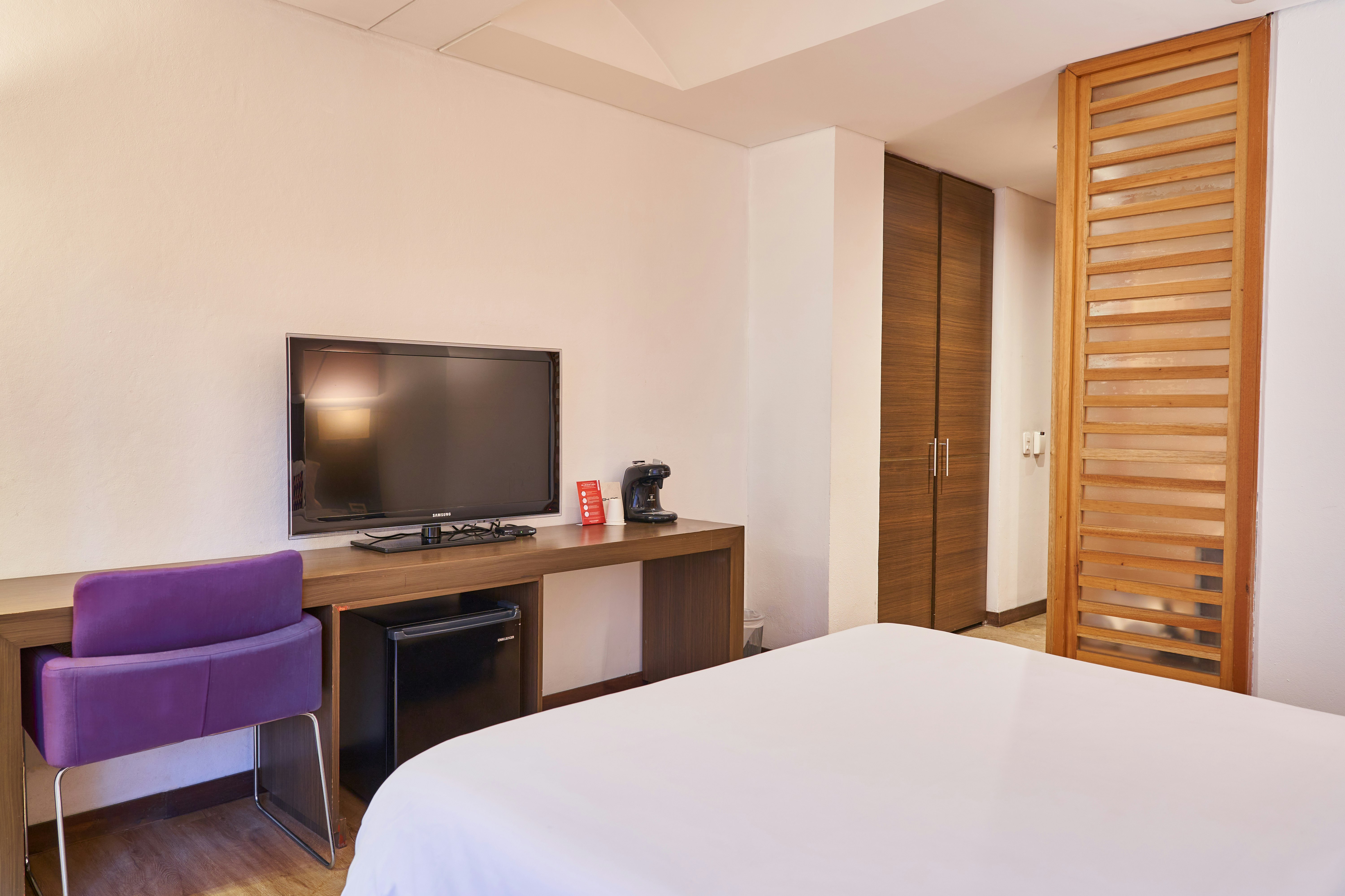 Hotel 84 DC 73/79
