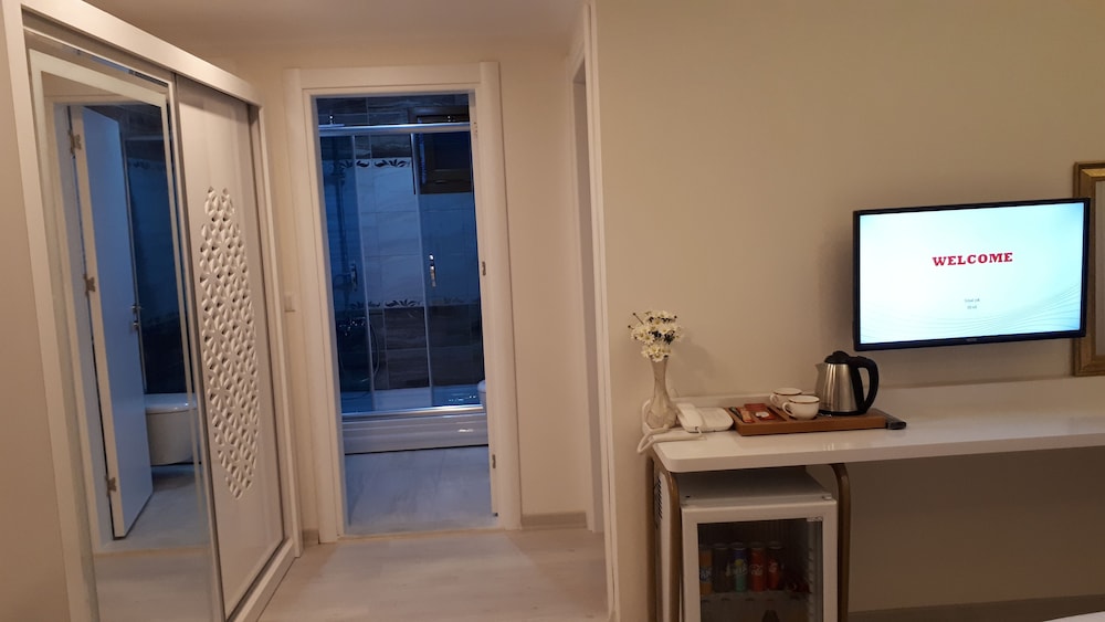 Mavili Suites 7/32