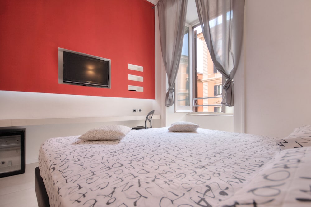 Manin Suites 25/51