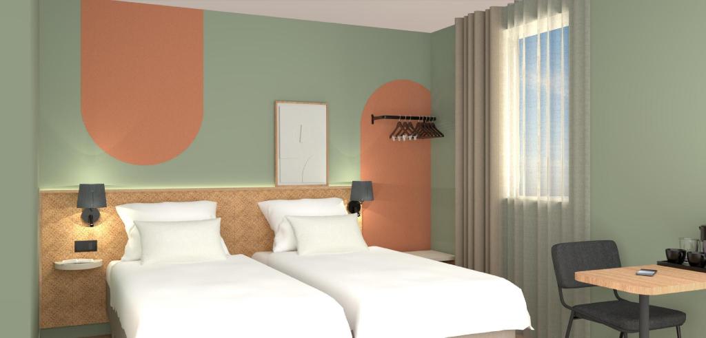 Standard, Twin Beds, Street View