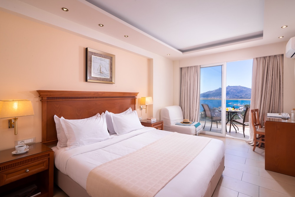 Avalon Palace Hotel by GHH 23/70