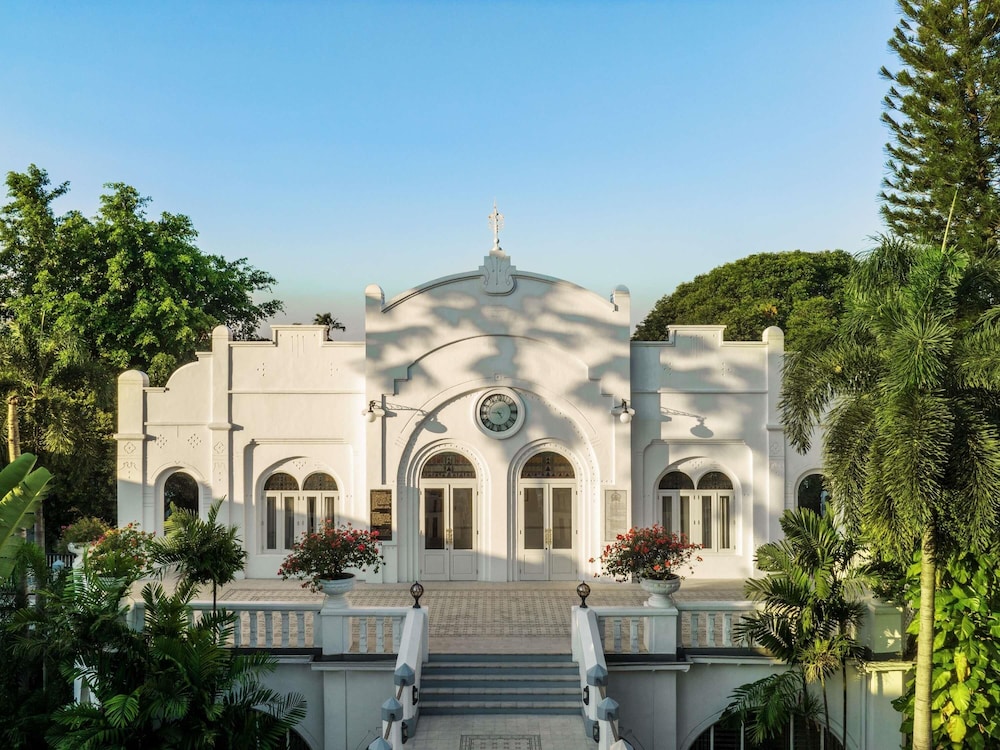 Majapahit Hotel Surabaya - MGallery Collection 3/47