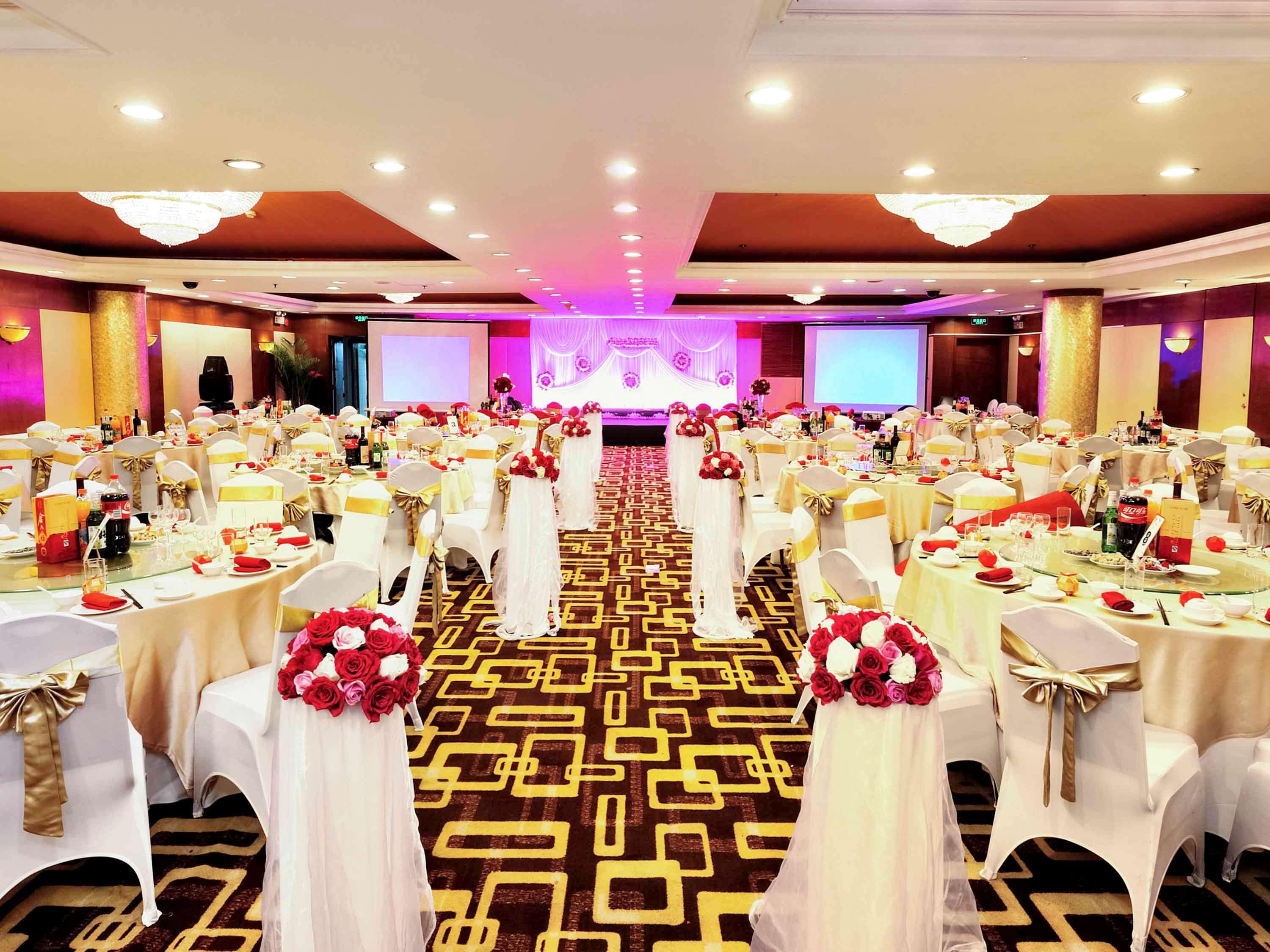 Beijing XinQiao Hotel 38/50