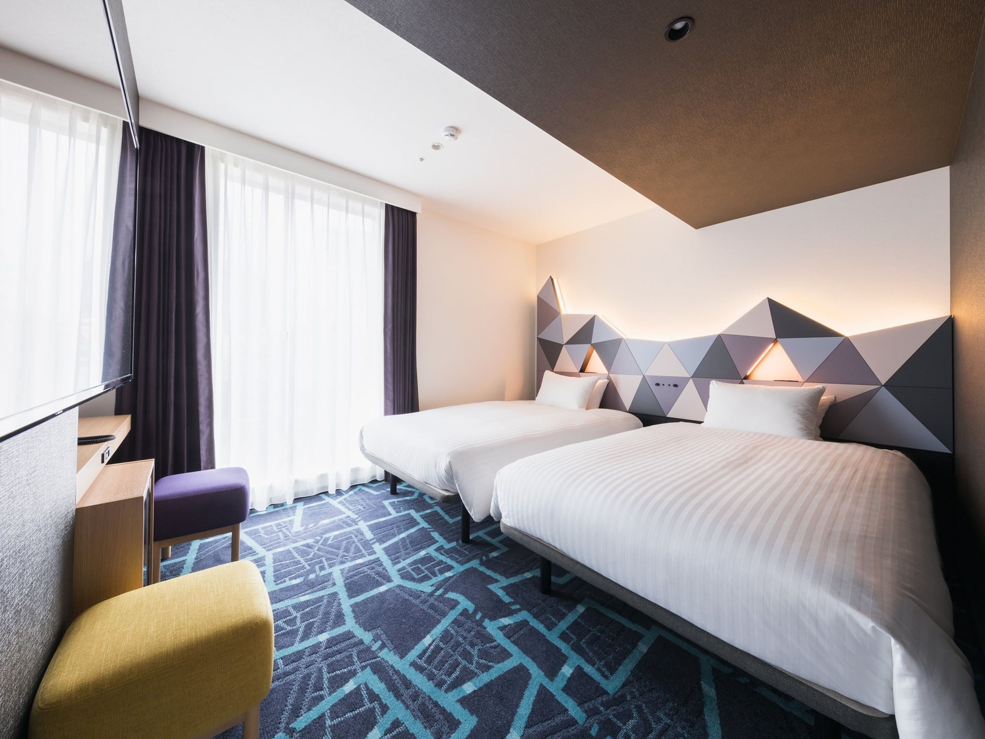 SUPERIOR, SINGLE, TWIN BEDS