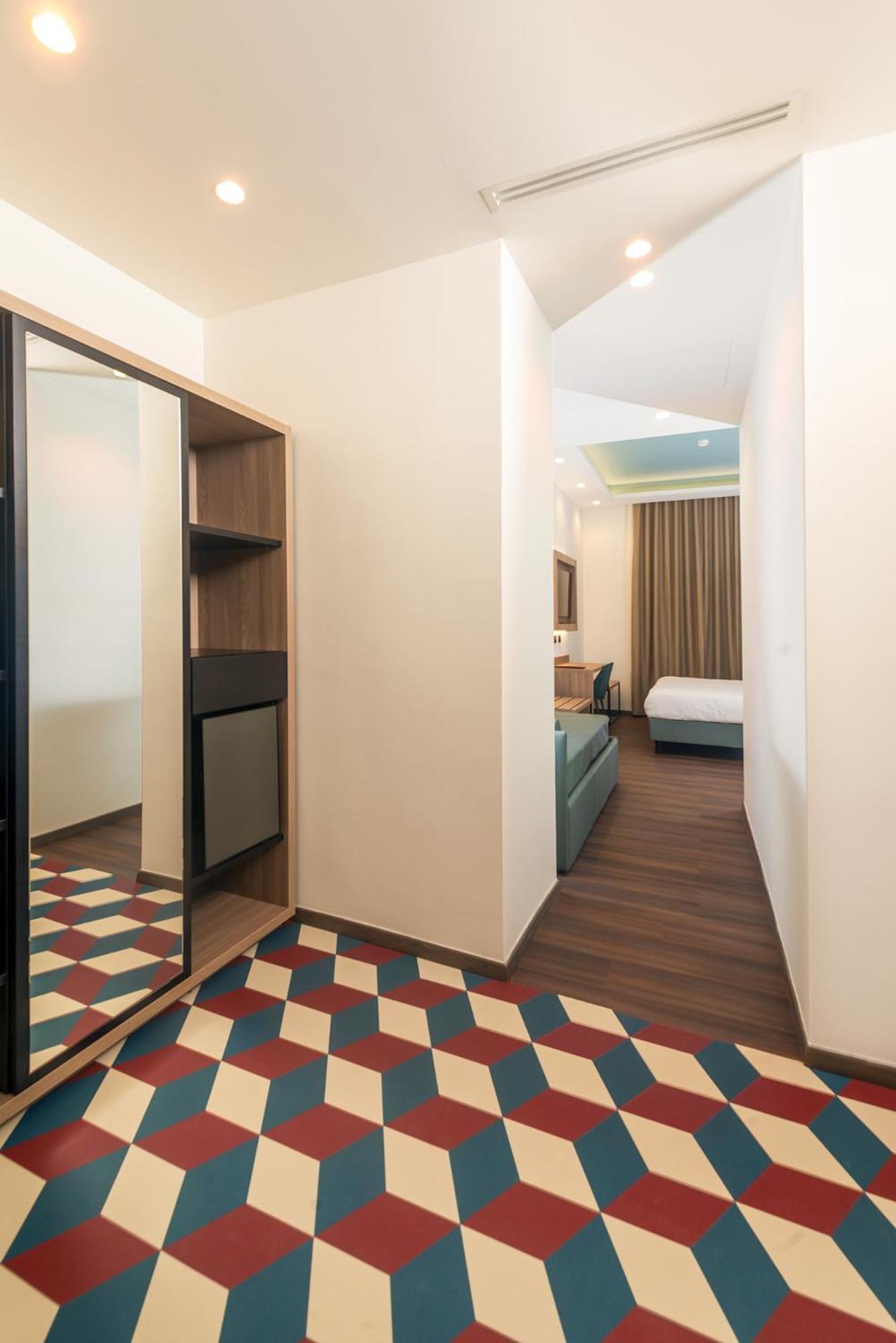 Hotel Vittoria 49/55