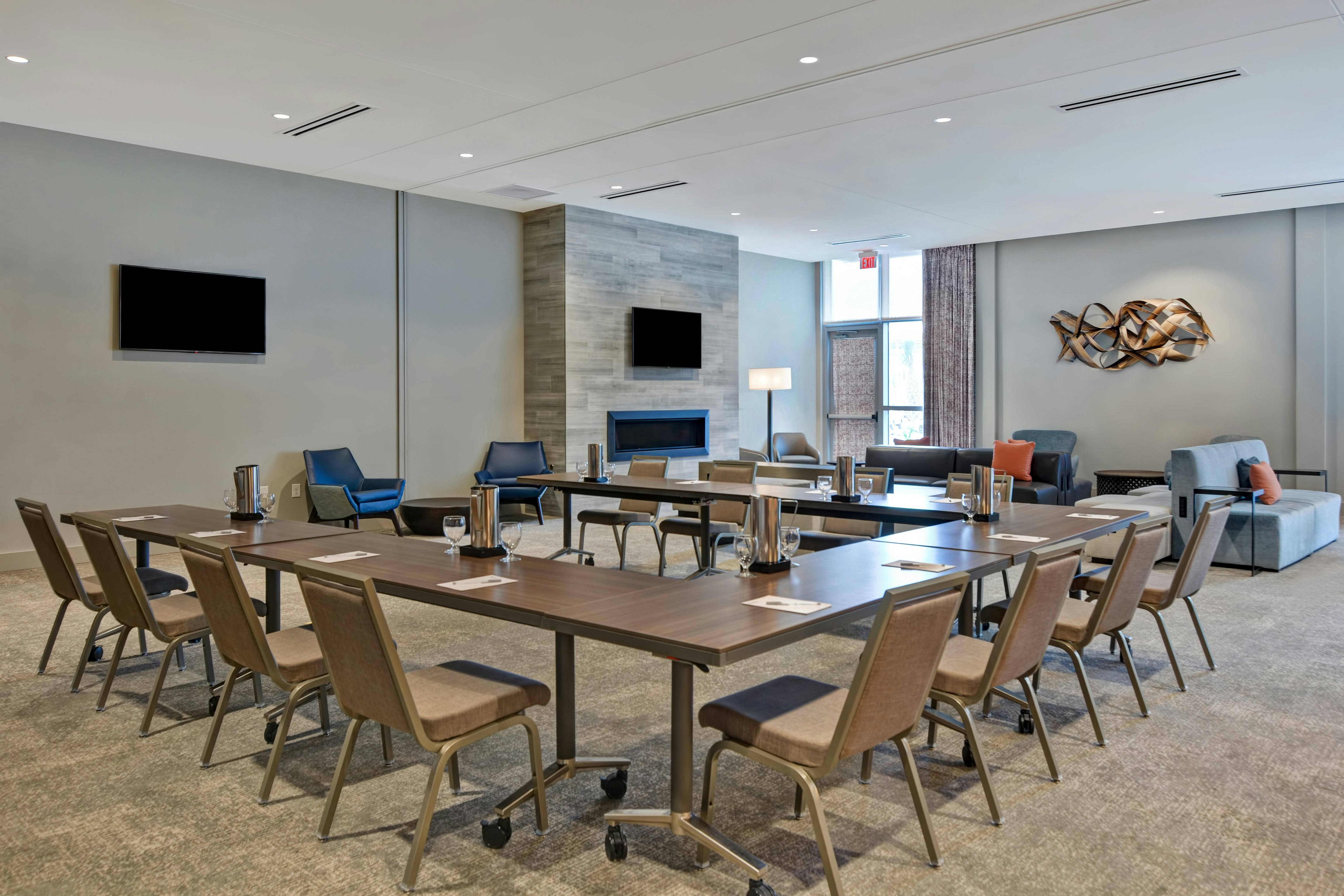 Hilton Garden Inn Destin Miramar Beach 77/84