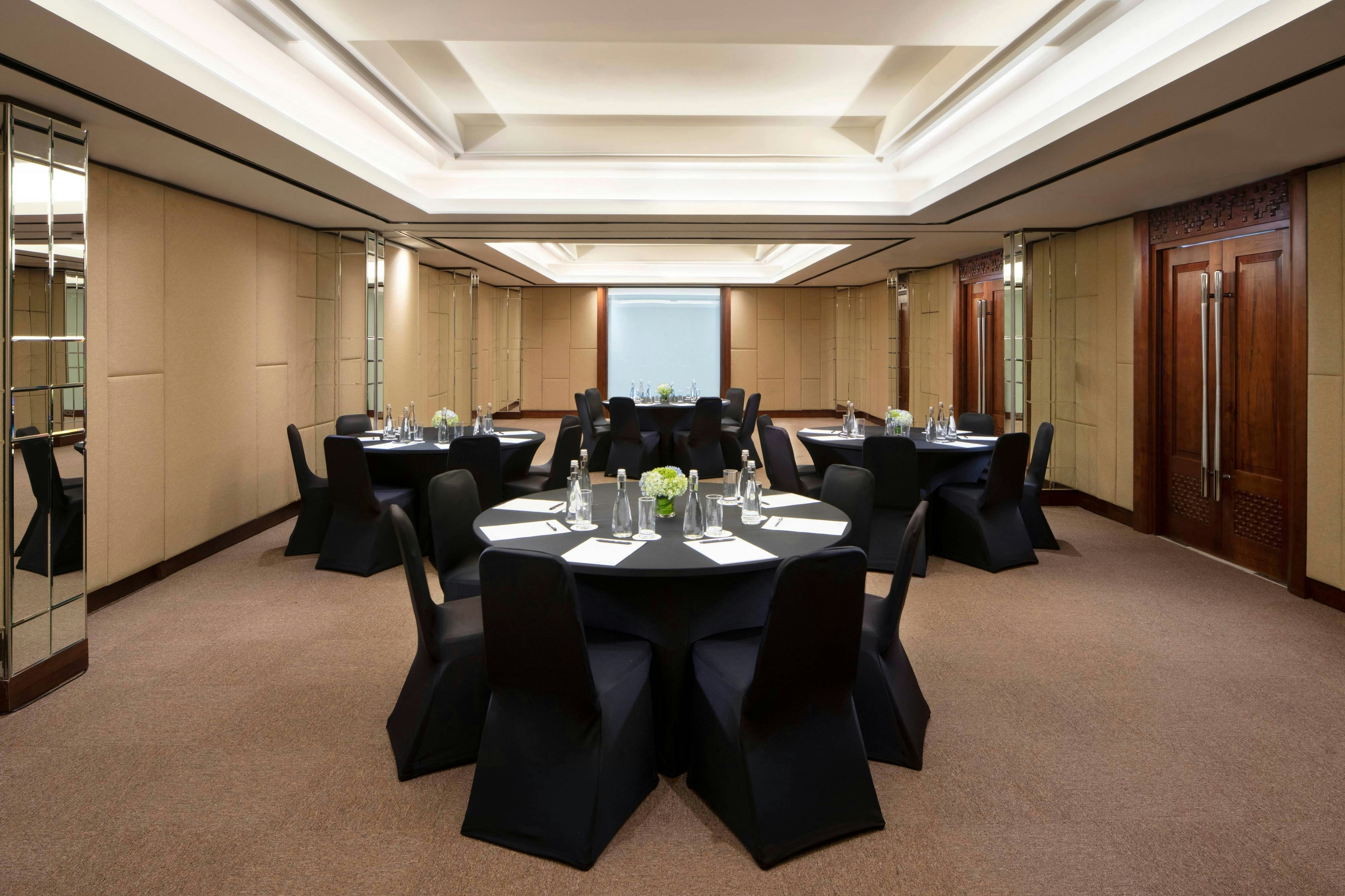 Fairfield By Marriott Bali Legian 11/14